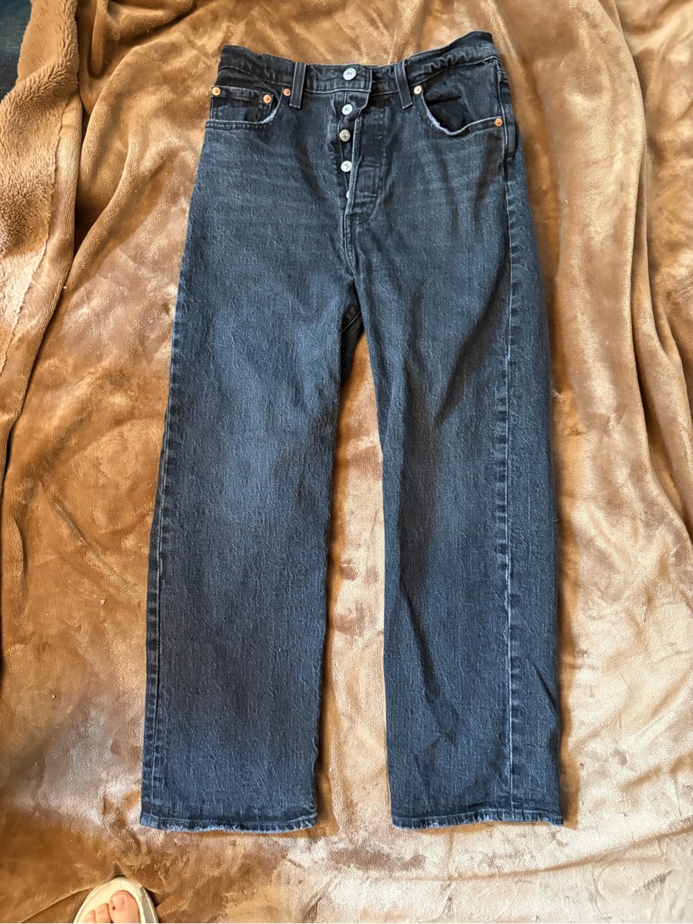 Levi's Women's Ribcage Black Straight Ankle Jeans